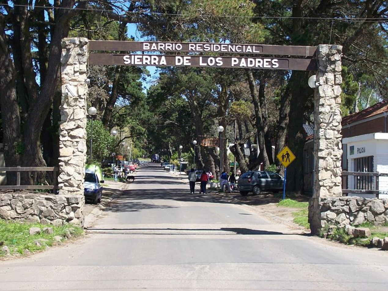 LOTE SIERRA DE LOS PADRES