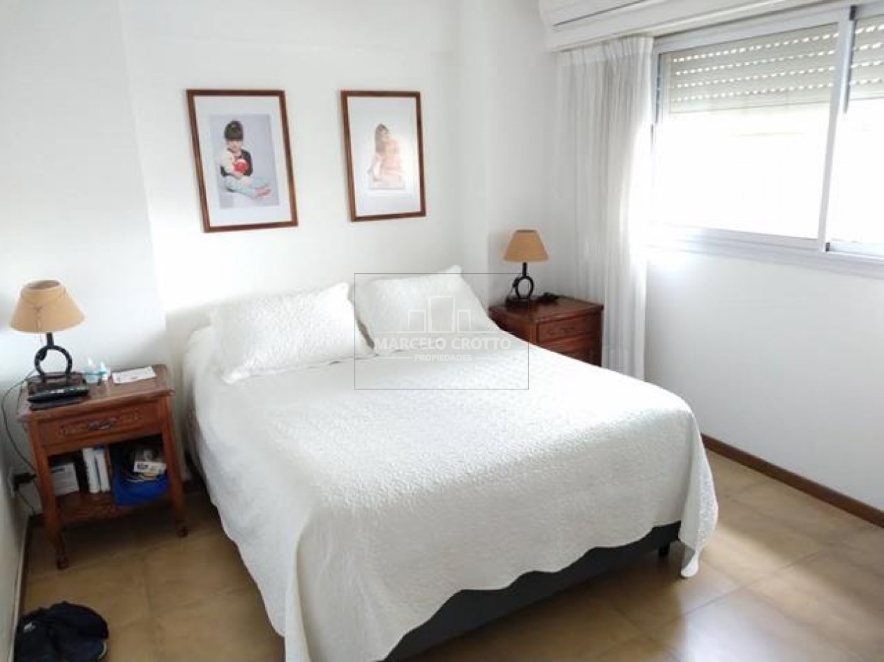 DEPARTAMENTO 4 Ambientes con  terraza y parrilla 